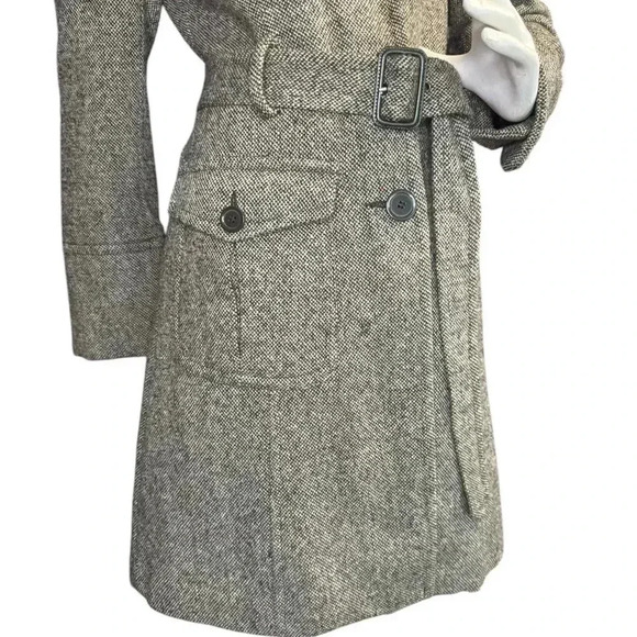 Donnybrook Trench Coat Size Small. - Picture 3 of 14